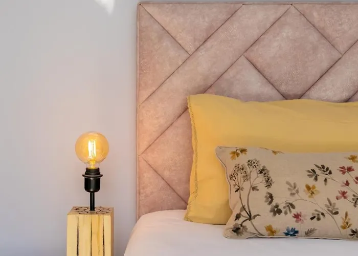 In St. Catarina Park, By Pausa H. * Funchal (Madeira)