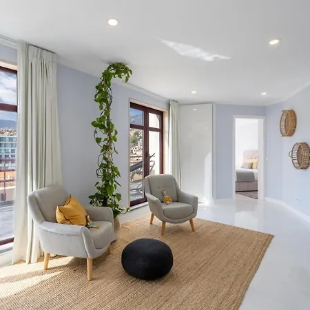 In St. Catarina Park, By Pausa H. Apartamento
