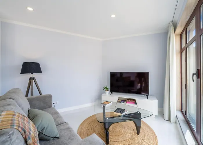 In St. Catarina Park, By Pausa H.